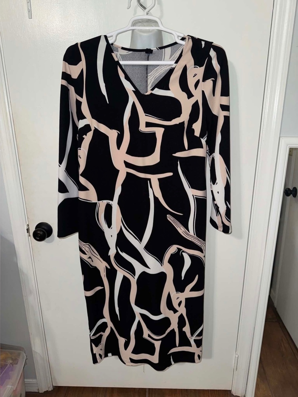 EMERY ROSE graphic print fitted knitted dress
